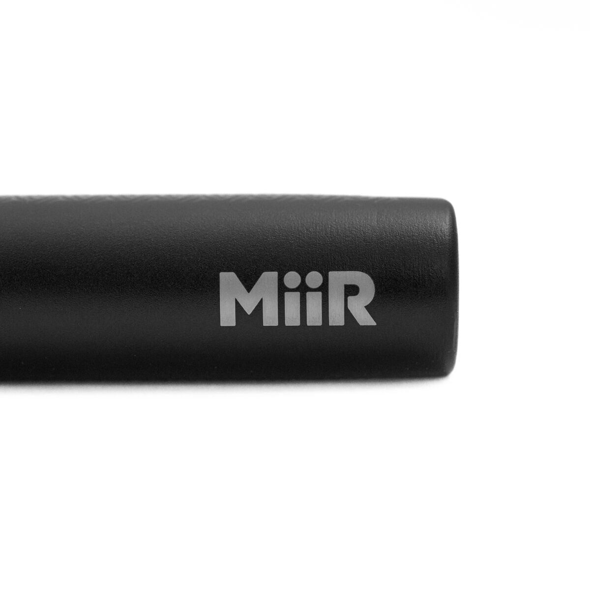 miir-x-carryology-flask-z1 WebPDP-MiiR_x_Carryology_Aero_Flask_Studio__FLK1SSOS401_4_12.10.24__FLK1SSOS401.jpg