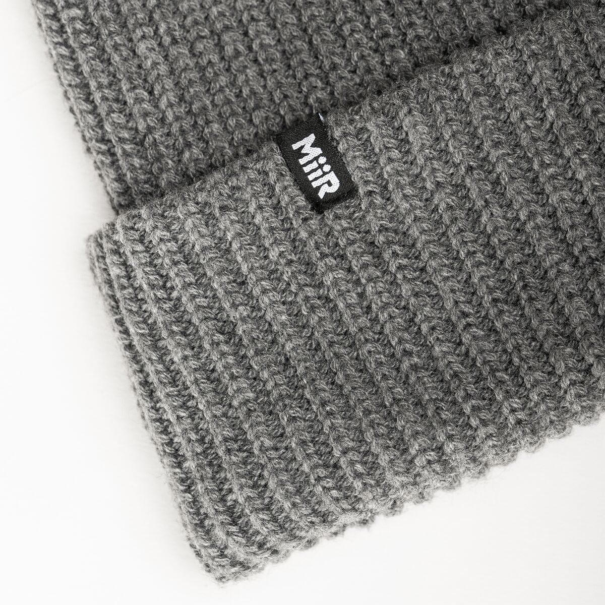recycled-poly-rib-beanie-k9 WebPDP-RecycledPolyRibBeanie_Studio_TagDetail_GrayHeather__BNE002202OS.jpg