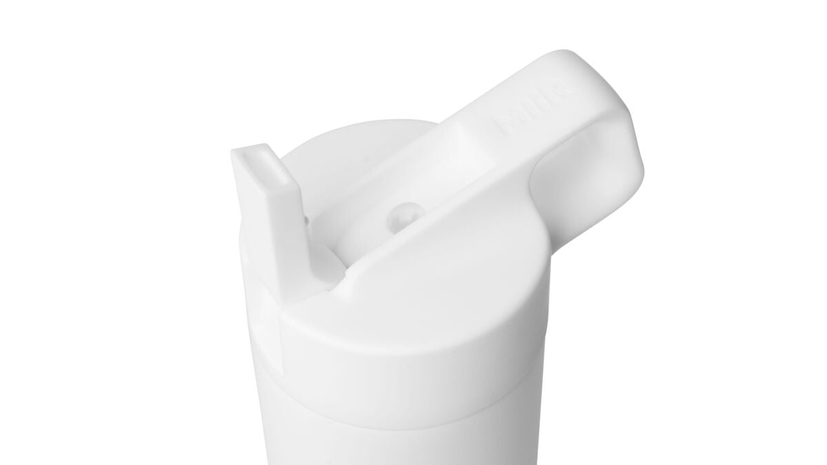 straw-bottle-q4 WebPDP-Straw_Lid_2_White_Studio_0221_45deg_Open__WMB2SL20001.jpg